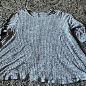 Avenue Women's Gray‎ Ribbed 3/4 Sleeve Top Size 30/32